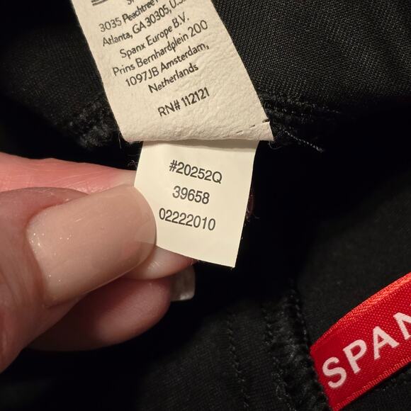 Spanx The Perfect Pant High Rise Womens 1X Black Flare Pullon Stretch Neutral - Picture 7 of 12